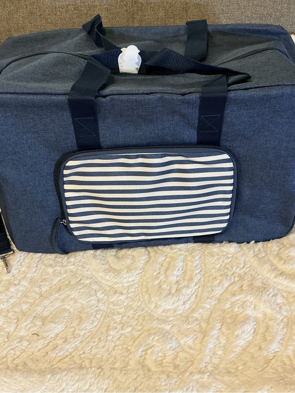 DSW Weekender NWT Blue & White